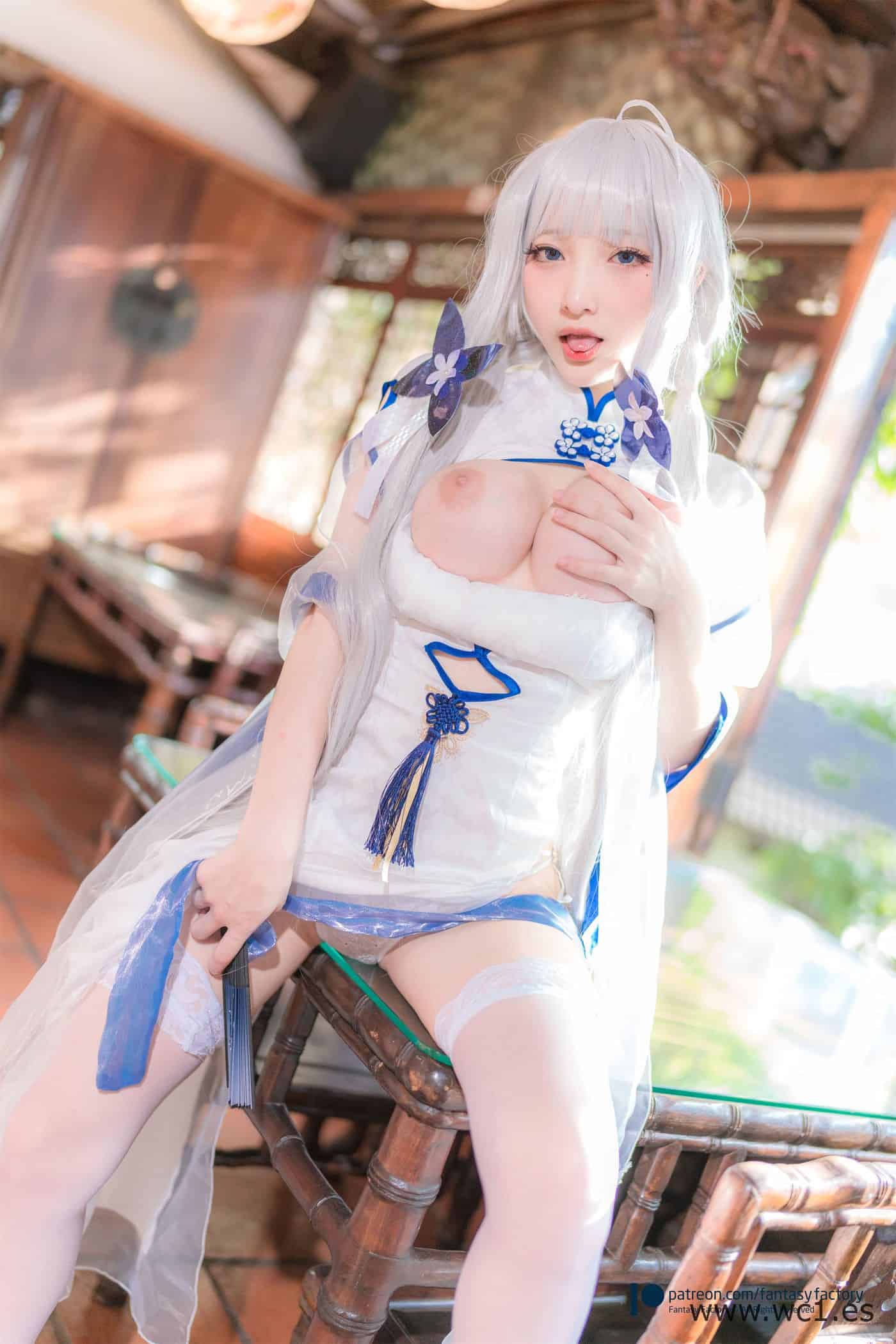 小丁Ding《HMS Illustrious Aircraft Carrier cheongsam》